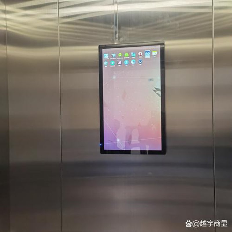 电梯广告机